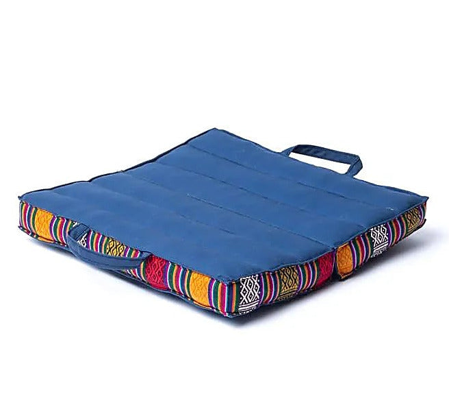Meditation cushion folds for a convenient travel size. Made with love and care, this meditation cushion is not only very comfortable, but also a commitment to sustainability. 43x43x3.5 centimeters / 1230 grams