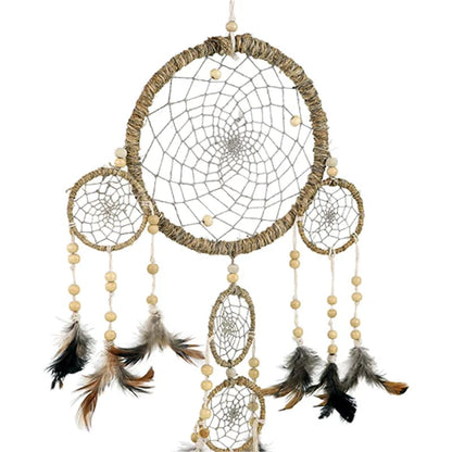 Attrape-rêves en chanvre réalisé seulement avec des plumes et des matières naturelles, aucune teinture ! 2 tailles au choix : ±20x5.5 ou 45x15.5 centimètres - Poids ± 60 ou 70 grammes ! Superbe qualité, 100% fait main !