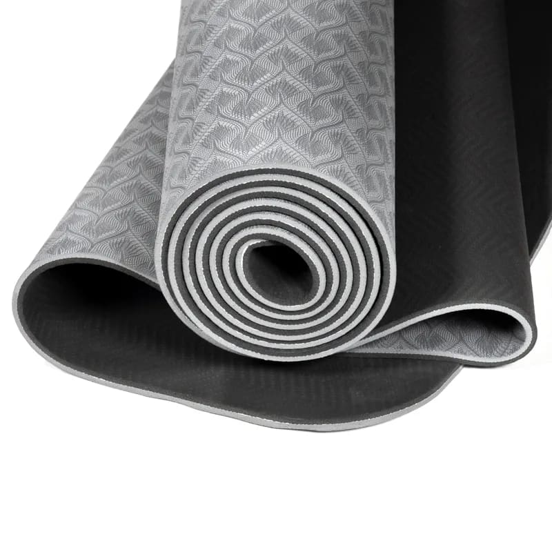 Tapis de yoga TPE de 61x183x0.5 cm - 950 grammes Qualité extrêmement durable, flexible et léger. Structure cellulaire dense ultra-hygiénique avec excellente adhérence. Convient aux formes de yoga d'intensité légère à moyenne, comme le Hatha et Yin Yoga !