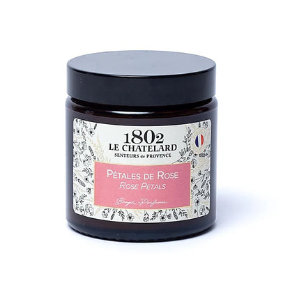 Bougie de chez 'Le Chatelard' fait en France.  7x6.5 cm - ± 20 à 25H de combustion - 80 grammes ! Haute qualité, 6 parfums au choix !