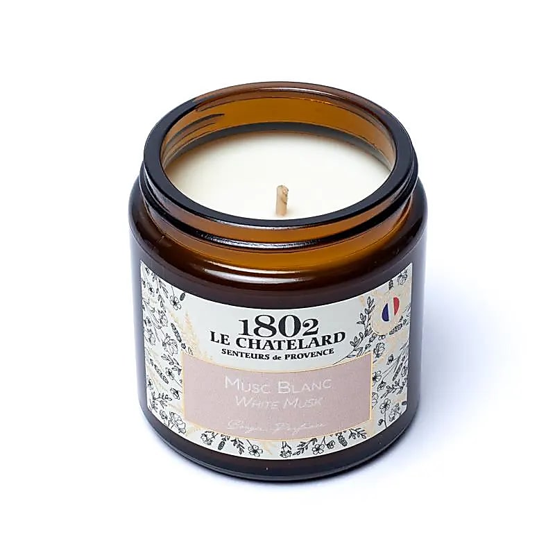 Bougie de chez 'Le Chatelard' fait en France.  7x6.5 cm - ± 20 à 25H de combustion - 80 grammes ! Haute qualité, 6 parfums au choix !