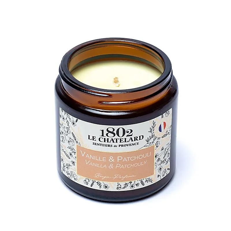 Bougie de chez 'Le Chatelard' fait en France.  7x6.5 cm - ± 20 à 25H de combustion - 80 grammes ! Haute qualité, 6 parfums au choix !