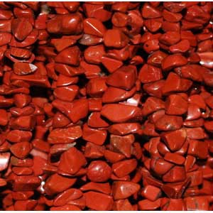 Jaspe rouge, bracelet de 17 à 21 cm ou en collier de 42 cm ou sautoir de 85 cm. Perle de type 'baroque/ chips' de 4/7 millimètres, montées sur fil élastique ou fil d'acier de haute résistance !