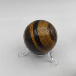 Sphère en Oeil de tigre au choix de 170 à 370 grammes, de 50 à 65 millimètres. Parfait pour une collection, exposition... !