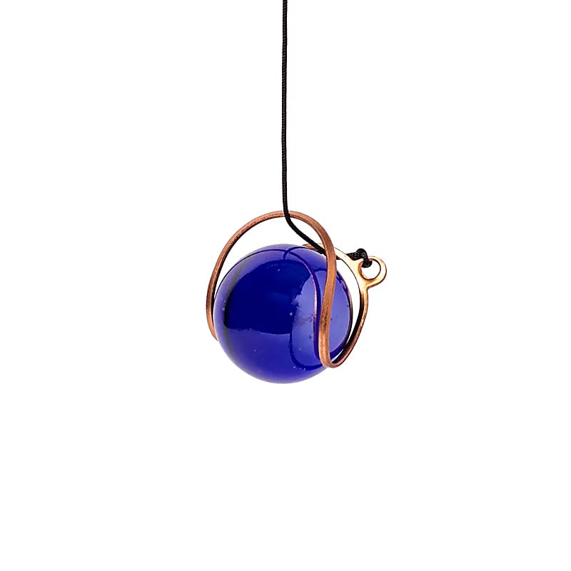 Carillon décoratif 'Ange' en verre avec des tubes métalliques suspendus ! 50 centimètres de long x 6 - 90 grammes. Très beau design, parfait !