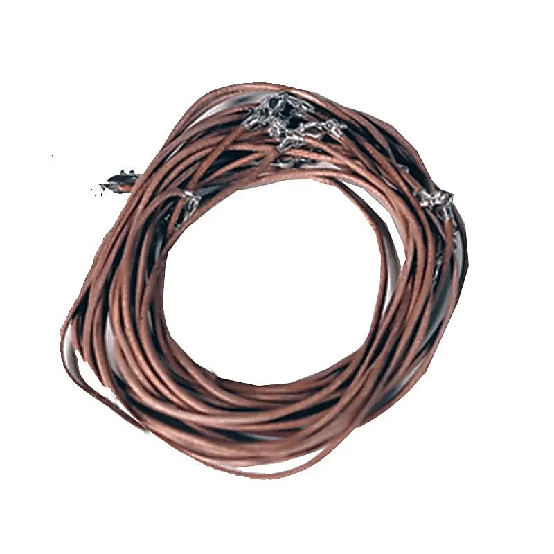 Cordons en fil de cuir marron, de 1,5 mm de diamètre. 45 cm de longueur, bonne qualité !