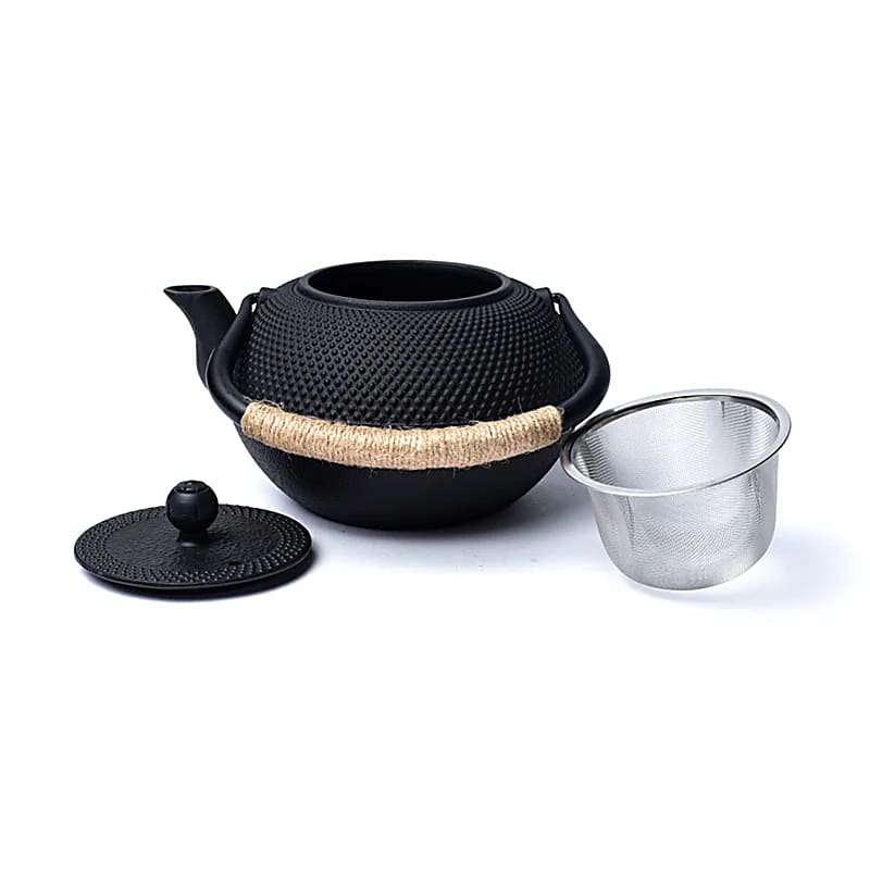 Les célèbres Théières émaillés en fonte, 'Tetsubin' et 'Tetsukyusu' de style traditionnel avec accessoires - 0,6, 1 ou 1,2 Litres. Options : tasse 65 ou 120 ml, chauffe-théière, assiette, porte couvercle... Parfait !