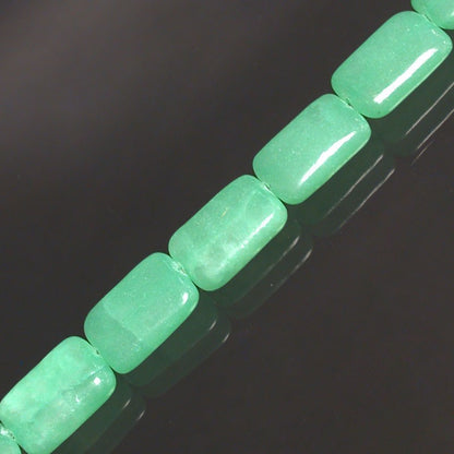 Hémimorphite, collier 1 rang en perles rectangles de 14x18 millimètres. Vendu en longueur de 42 centimètres. Finition en Argent 0.925 ou Plaqué Or. Qualité AA à AAA ! (Copie)