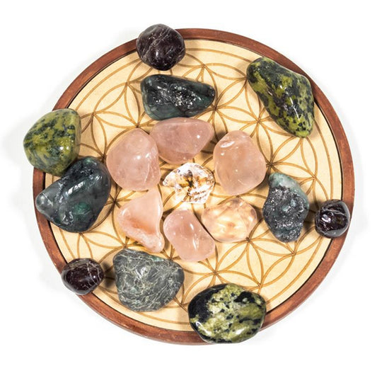 Dial/Tray with 17 cm flower of life, with rock crystal, rose quartz, emerald, garnet and jade... perfect kit to call for love! Kit sold complete