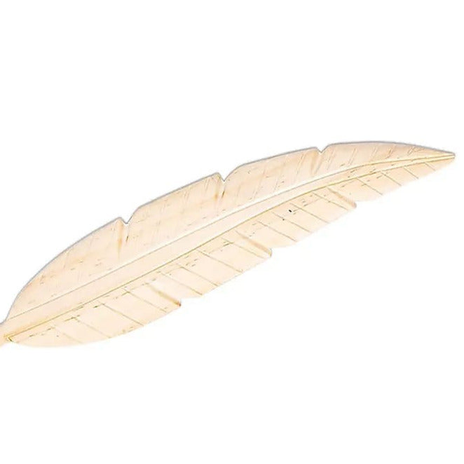17 grammes. Finition naturelle. Peut être utilisée comme ventilateur lors de la combustion de l'encens ou en décoration !