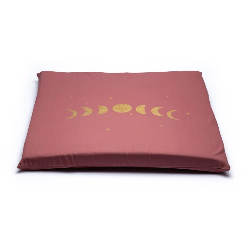 Coussin de Méditation/ Yoga avec les motifs de 'phases lunaires' vendu seul ou avec tapis en mousse pour Méditation. taille 33 centimètres de diamètre x 17 centimètres de hauteur. 2300 grammes. De chez Yogi & Yogini, fait en Inde !