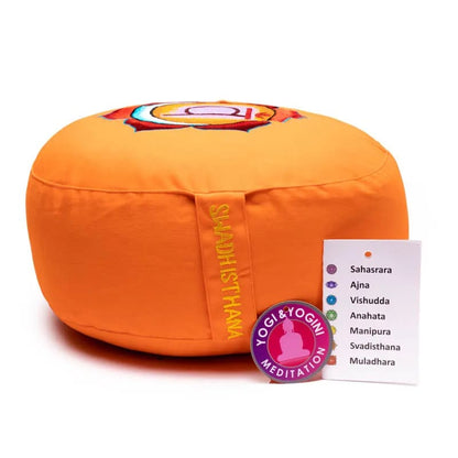 A selection of meditation or yoga cushions in the colors of the 7 chakras, made of organic cotton (OCS). 33 centimeters in diameter x 13 centimeters in height - 2300 grams. From Yogi &amp; Yogini, made in India! Cushions sold individually or in sets of 7!