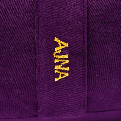 A selection of meditation or yoga cushions in the colors of the 7 chakras, made of organic cotton (OCS). 33 centimeters in diameter x 13 centimeters in height - 2300 grams. From Yogi &amp; Yogini, made in India! Cushions sold individually or in sets of 7!