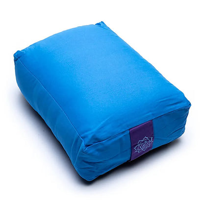 Sélection de coussins de Méditation ou de Yoga aux couleurs des 7 chakras, en coton biologique (OCS). 38 centimètres de diamètre x 28 x 15 centimètres de hauteur - 2300 grammes. De chez Yogi & Yogini, fait en Inde ! Coussion vendu seul ou en set de 7 !