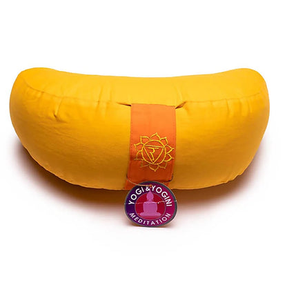 Half-moon yoga or meditation cushions, 33cm in diameter x 13cm in height. Cotton outer covers in the colors of the chakras! The inner covers are filled with buckwheat seeds!