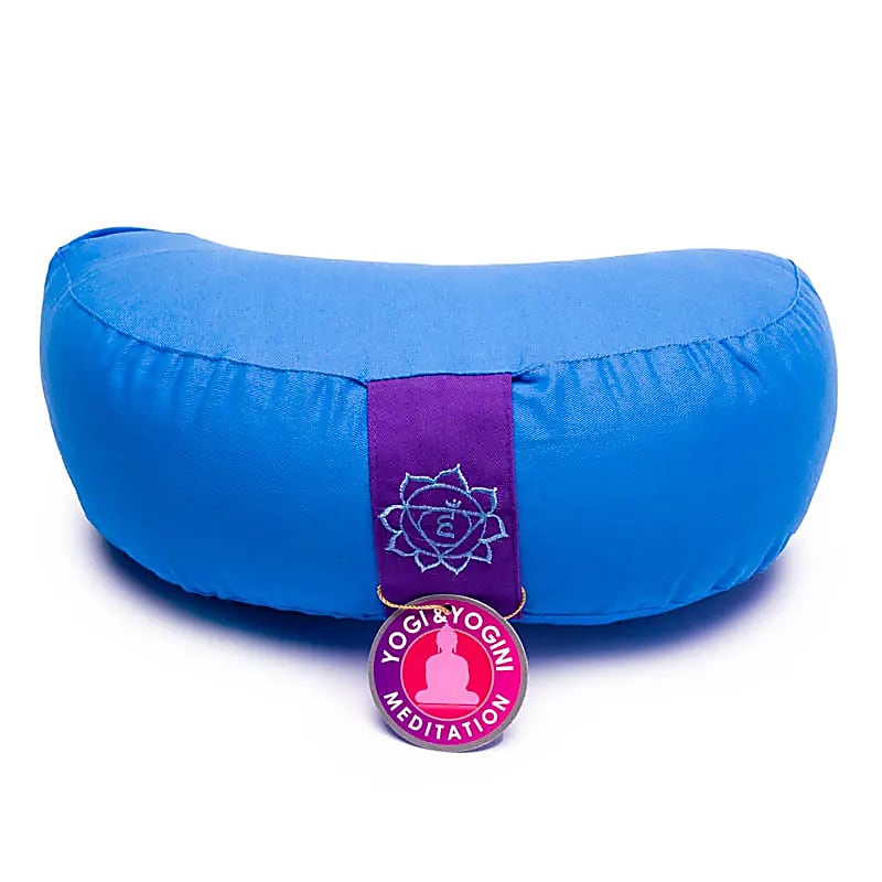 Half-moon yoga or meditation cushions, 33cm in diameter x 13cm in height. Cotton outer covers in the colors of the chakras! The inner covers are filled with buckwheat seeds!