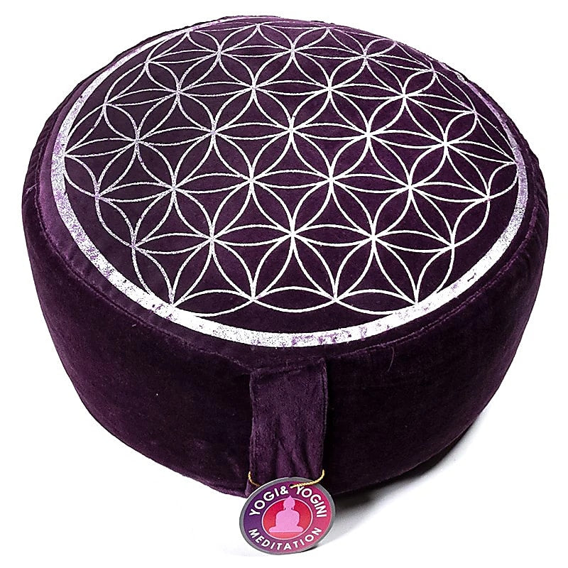 Coussin de Méditation ou de Yoga avec motif de la fleur de vie. Taille 33 centimètres de diamètre x 17 centimètres de hauteur. 2300 grammes. De chez Yogi & Yogini, fait en Inde !