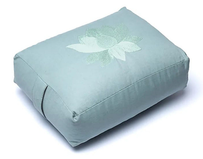 Sélection de coussin de Méditation ou de Yoga, en coton biologique (OCS). 38 centimètres de diamètre x 28 x 13 centimètres de hauteur - 2770 grammes. De chez Yogi & Yogini, fait en Inde !