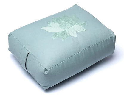 Sélection de coussin de Méditation ou de Yoga, en coton biologique (OCS). 38 centimètres de diamètre x 28 x 13 centimètres de hauteur - 2770 grammes. De chez Yogi & Yogini, fait en Inde !