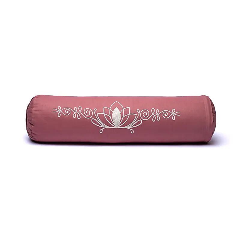 Coussin/ Bolster/ Traversin de Yoga ou Méditation en coton avec le motif du Lotus, de 60 centimètres de longueur x 16 de diamètre - 2,365 kilogrammes. Housse extérieure en coton ! La housse intérieure est remplis de graines de Sarrasin !