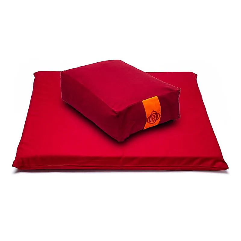Sélection de coussins de Méditation ou de Yoga aux couleurs des 7 chakras, en coton biologique (OCS). 38 centimètres de diamètre x 28 x 15 centimètres de hauteur - 2300 grammes. De chez Yogi & Yogini, fait en Inde ! Coussion vendu seul ou en set de 7 !