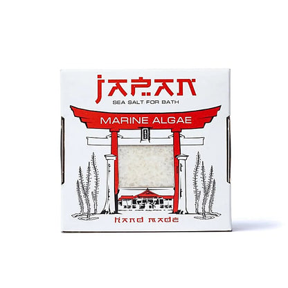 Japanese bath salts, 450-gram box. 6 scents to choose from: Ginseng, green tea, Japanese rose, jasmine, lotus, seaweed, and sakura. Relieves muscle pain, detoxifies the skin, and soothes—a truly incomparable skincare experience!