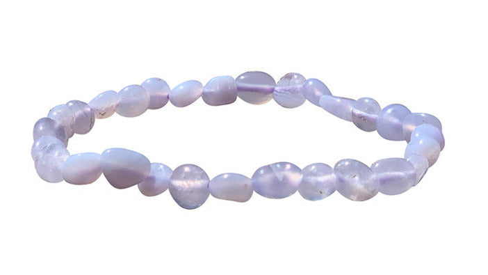 Blue lace agate, 17-21cm bracelet, 42cm necklace and 60cm sautoir. Naturally shaped 'Seed' beads mounted on high-strength wire!