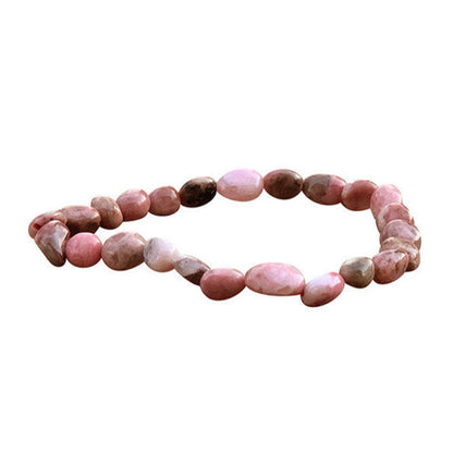 Rhodonite, bracelet de 17 à 21cm, collier de 42cm et sautoir de 60cm. Perles de type 'Graine' de formes naturelles montées sur fil de haute résistance !