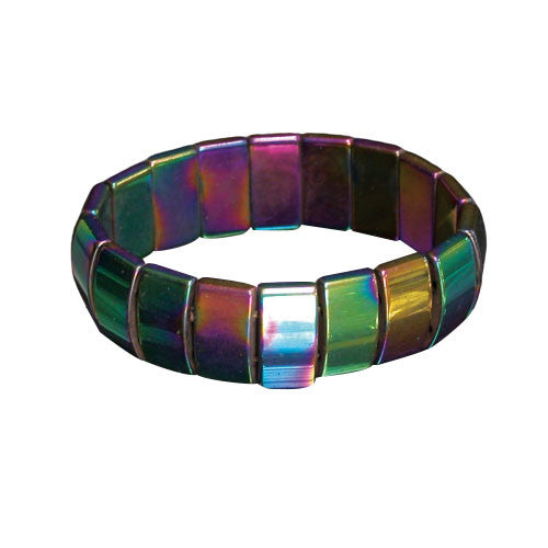 Bracelet en plaquette et perle d'hématite. Dimension : Plaquette d'environ 17 millimètres. Monté sur élastique haute résistance ! 2 Modèles au choix : Naturel ou Titane (arc-en-ciel)