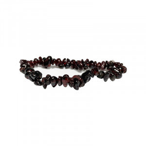 Grenat, bracelet de 17 à 21 cm, collier de 42 cm et sautoir de 85 cm. Perle de type 'baroque/ chips' de formes naturelles montées sur fil élastique ou fil d'acier de haute résistance !