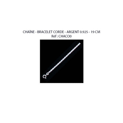 Sélection de chaînettes de 43 à 65 centimètres en Argent 0.925. 10 modèles au choix ! Parfait pour vos pendentifs prféférés !