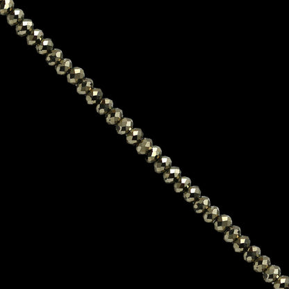 Pyrite ! Collier ou bracelet en Argent et perles facettées de 2/3 millimètres. En bracelet de 17 cm ou en collier de 40 cm. Qualité AA à AAA !