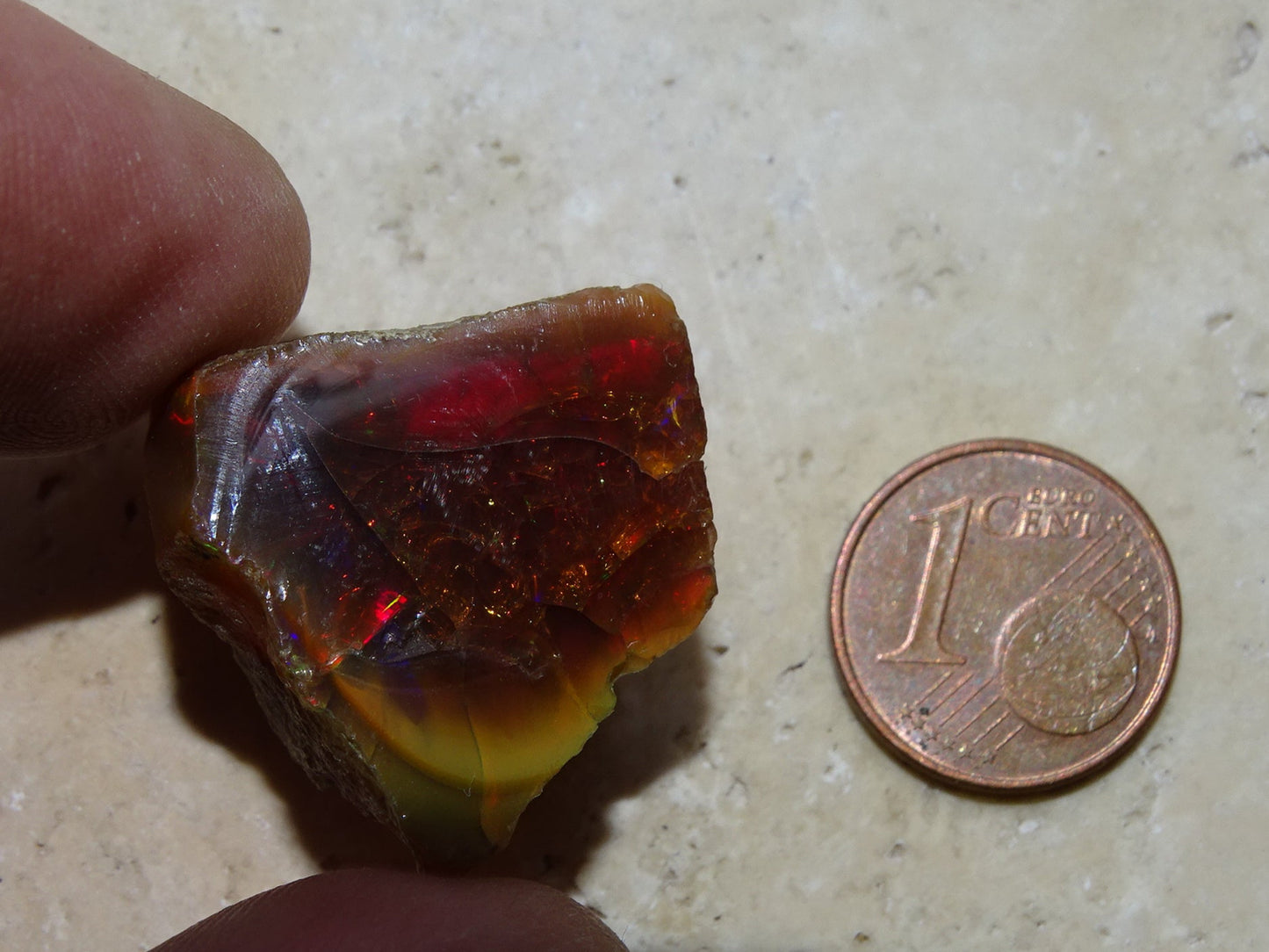 Opale Welo d’Éthiopie - Sélection de spécimens bruts de 1 à 7,5 grammes, de 10x10x0,5mm à 35x25x20. Très belle pièce, parfait en collection ,bijouterie, exposition...
