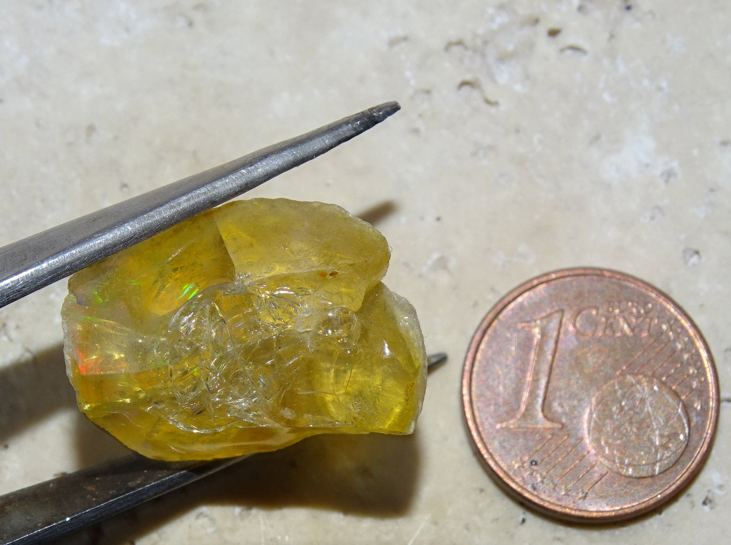 Opale Welo d’Éthiopie - Sélection de spécimens bruts de 1 à 7,5 grammes, de 10x10x0,5mm à 35x25x20. Très belle pièce, parfait en collection ,bijouterie, exposition...