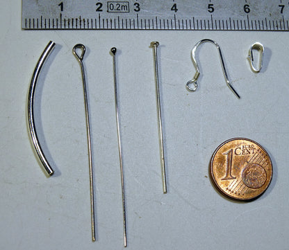 Les principaux apprêts en Argent 0,925 pour vos créations et réparations ! Fermoirs, anneaux, perles, tiges, bélières, boucles d'oreilles... Très bonne qualité !