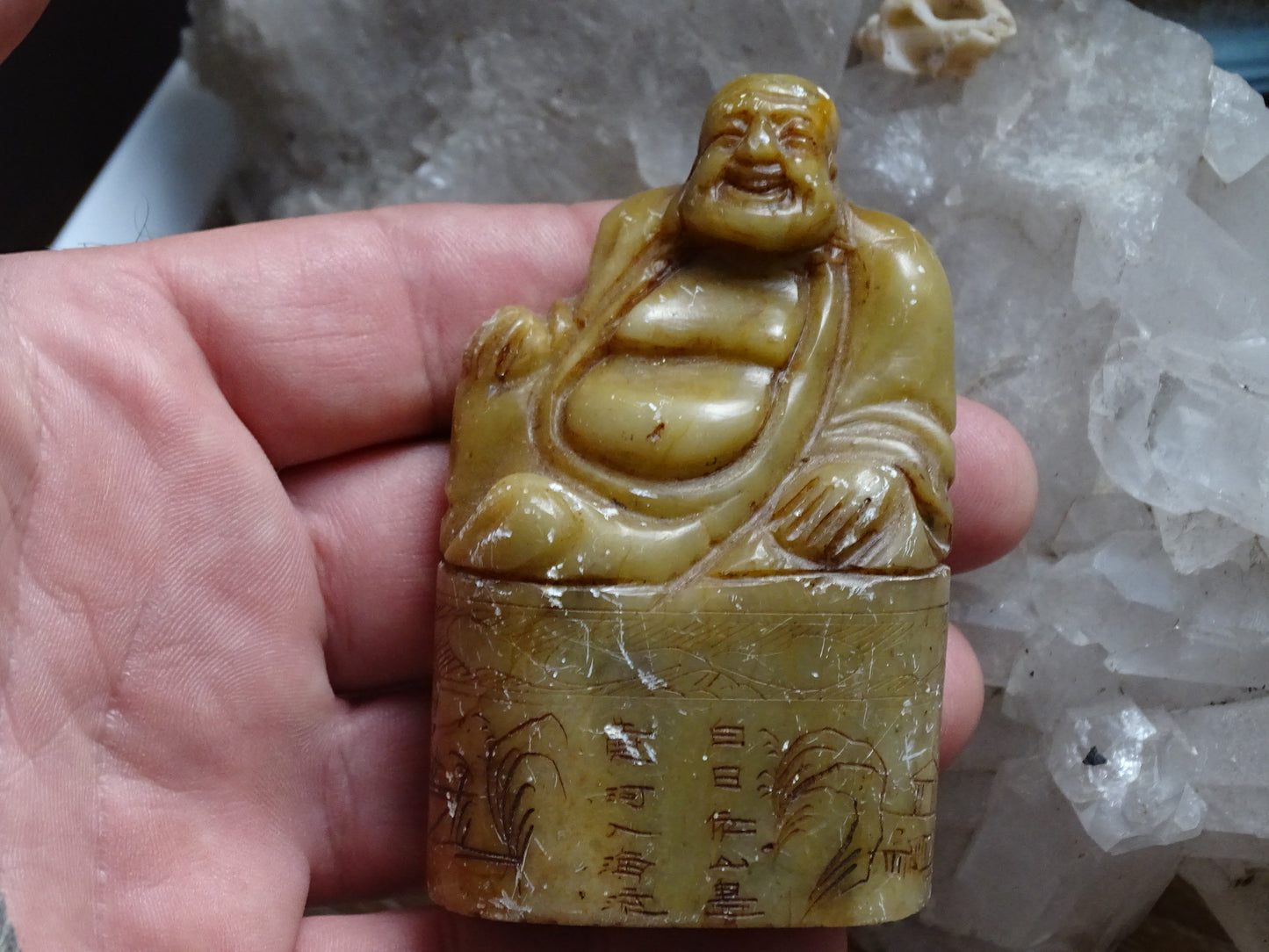 Ancien 'timbre'/tampon encreur en pierre sculptée avec représentation de Bouddha. 91cm x 5 x 2 / 180 gr. Très belle pièce des années 70/80 !