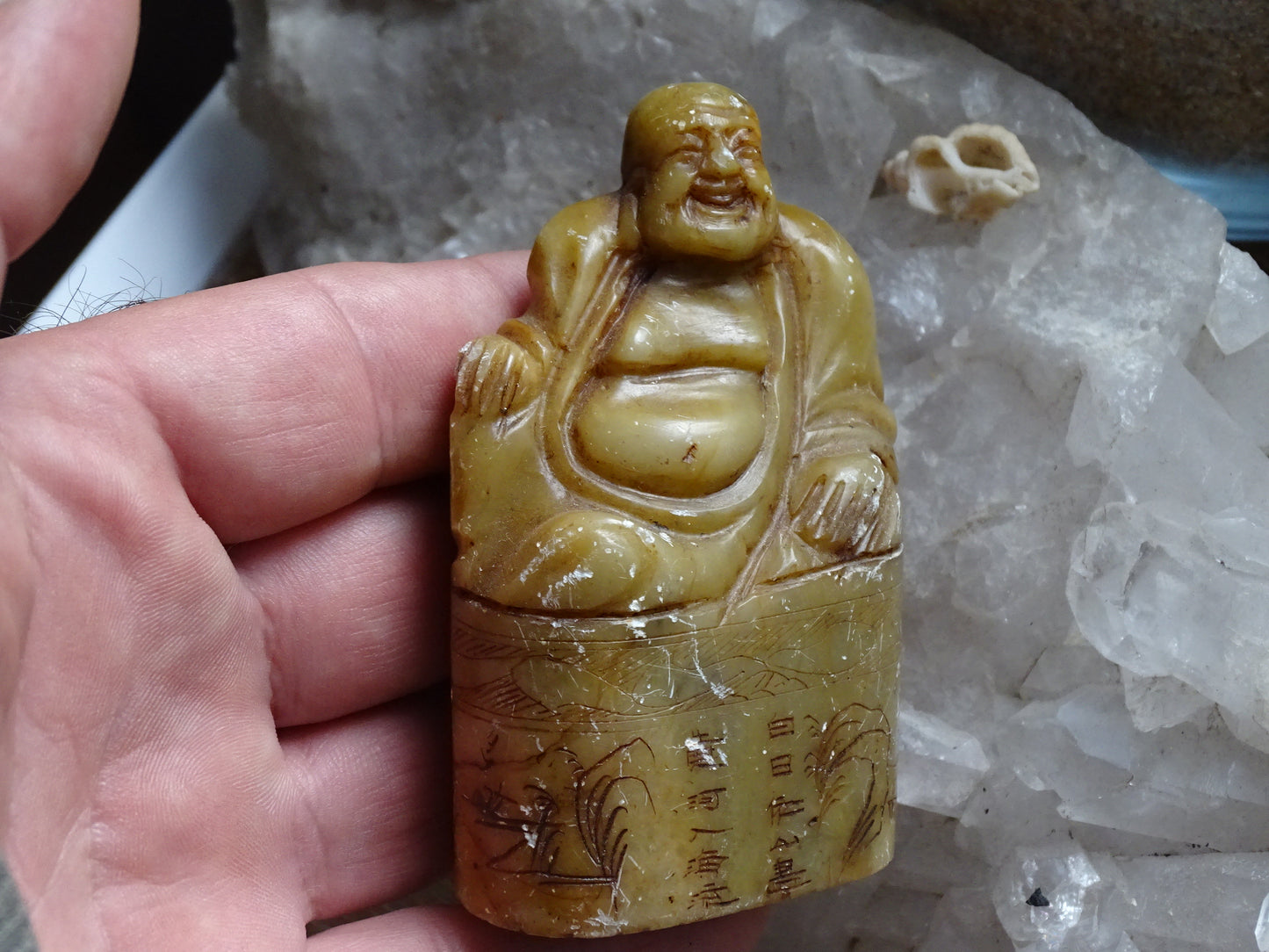 Ancien 'timbre'/tampon encreur en pierre sculptée avec représentation de Bouddha. 91cm x 5 x 2 / 180 gr. Très belle pièce des années 70/80 !