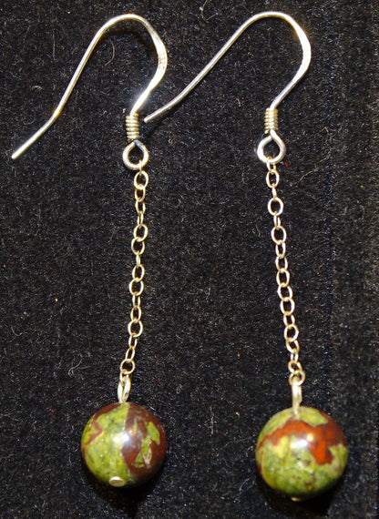 Boucles d'oreilles - Collection 'Perles & chaînes', concept Gem & Zen, qualité AA à AAA, montées par "Gem & Zen". Vendu en finition Argent, laiton ton Argent ou doré + options pour des choix de montures, parfait !