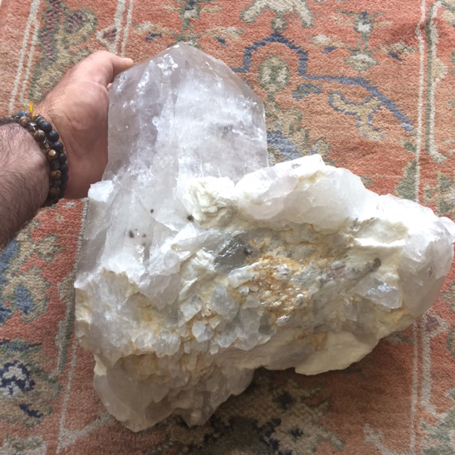 Quartz/ Cristal de roche géant de 14,3 kilogrammes venant de l'Himalaya (Pakistan). Magnifique et impressionnant spécimen !