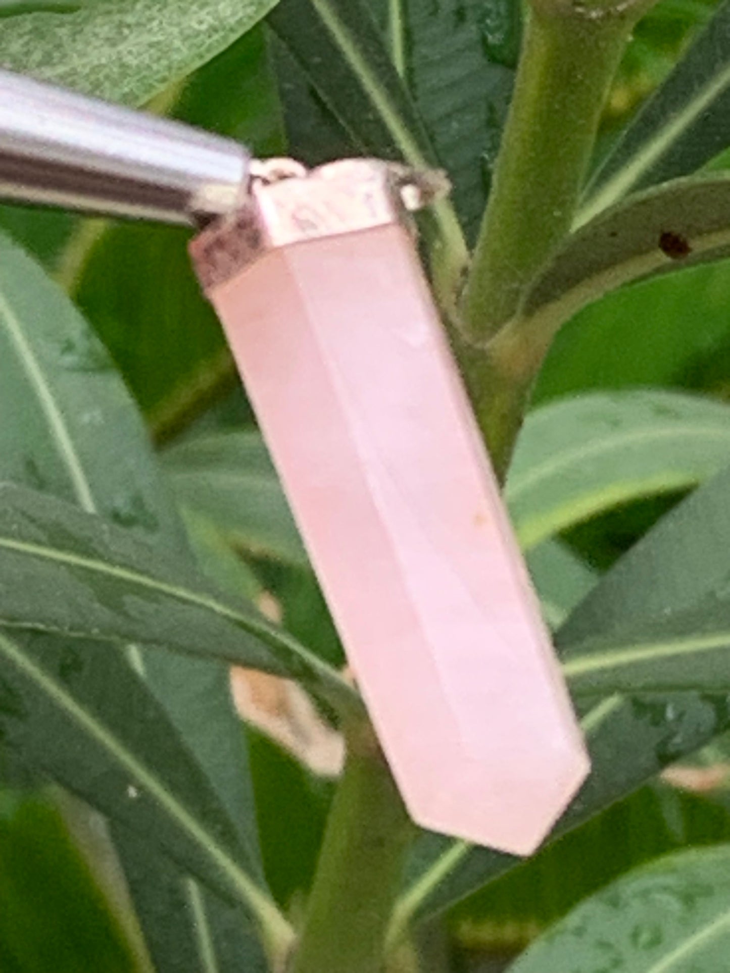 Rock crystal/Rose quartz! Silver point/laser pendant, 42mm high x 9mm diameter. Sold with an adjustable black cord!