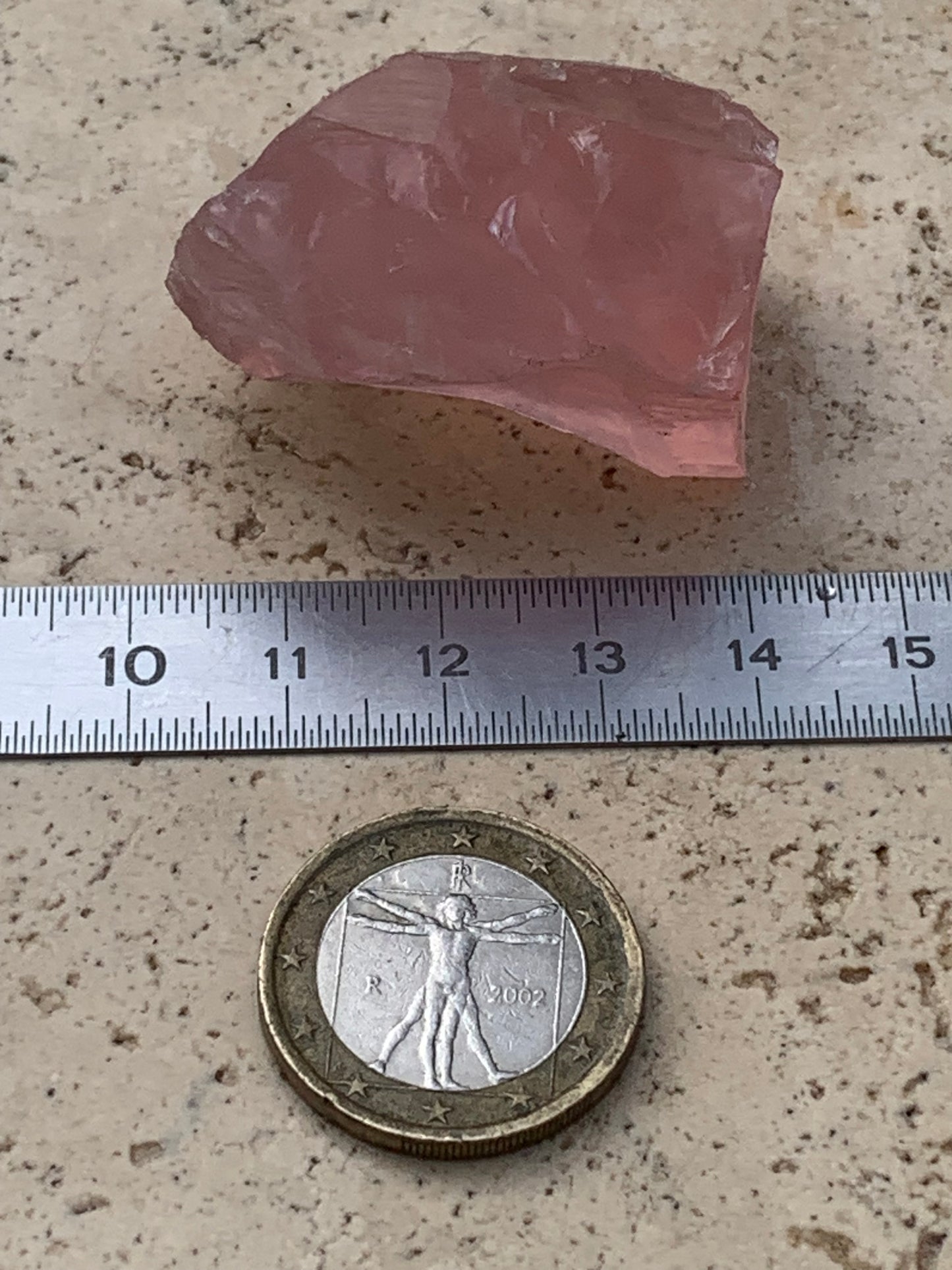 Quartz rose qualité 'gemme' (rare) de 40 x32 x28 millimètres - 38,3 grammes. Superbe qualité, parfait pour vos collections, expositions...