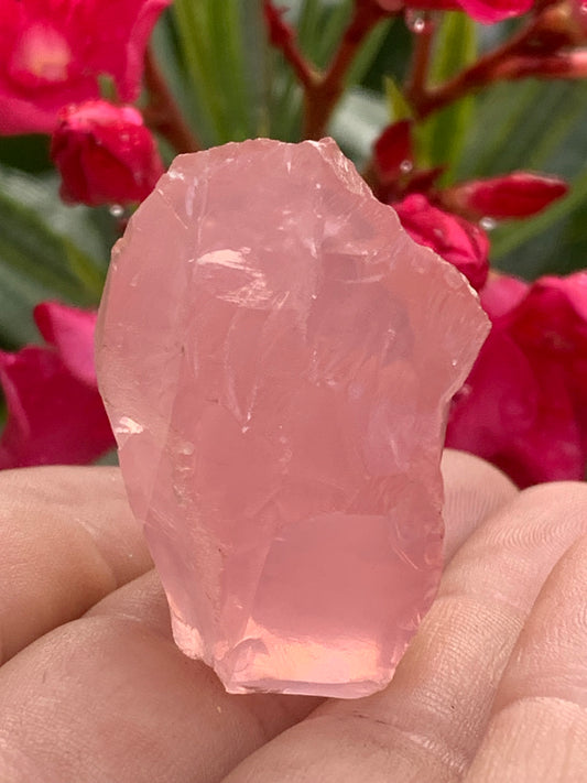 Quartz rose qualité 'gemme' (rare) de 40 x32 x28 millimètres - 38,3 grammes. Superbe qualité, parfait pour vos collections, expositions...