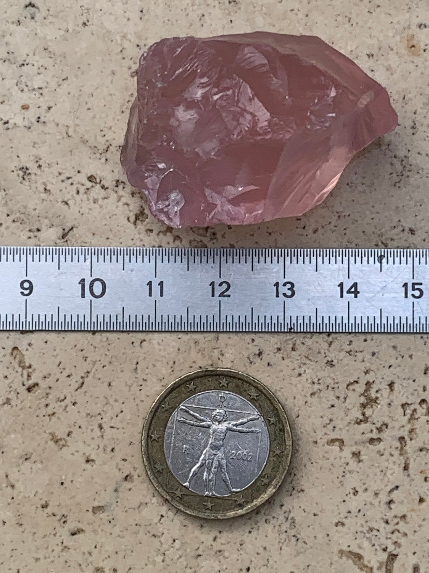 Quartz rose qualité 'gemme' (rare) de 43 x30 x28 millimètres - 37,5 grammes. Superbe qualité, parfait pour vos collections, expositions...