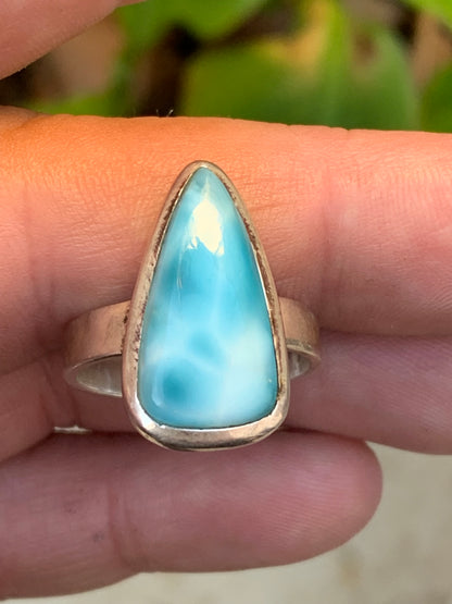Bague en Larimar, montée Argent 0.925. Superbe pierre au bleu qui rappelle l'océan ! Très belle réalisation ! Taille 61 Fr.