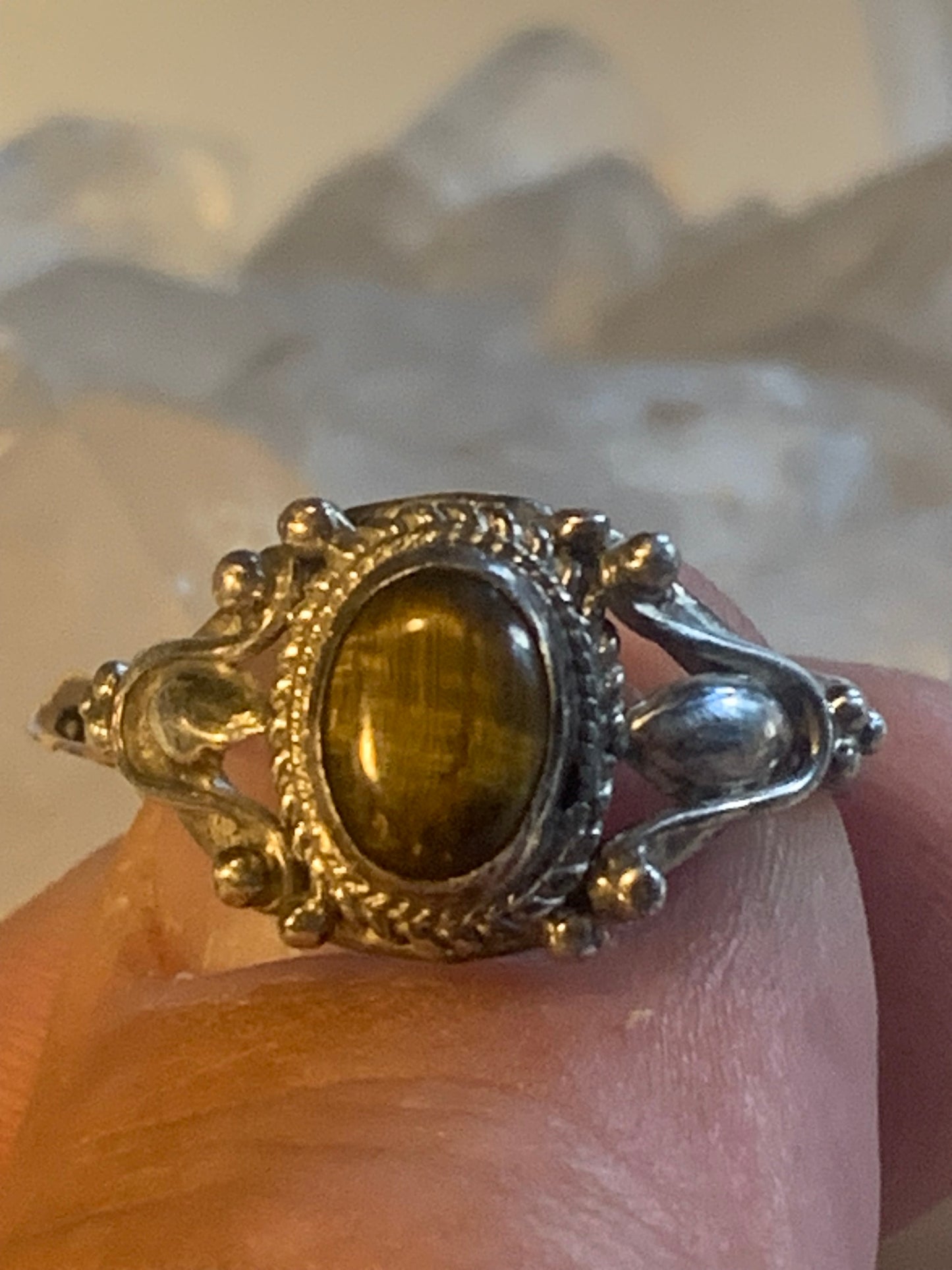 Bague en Œil de tigre, en Argent 0.925. Superbe pierre aux reflets irisés ! Taille 60 Fr.
