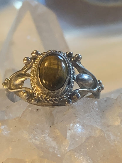 Bague en Œil de tigre, en Argent 0.925. Superbe pierre aux reflets irisés ! Taille 60 Fr.