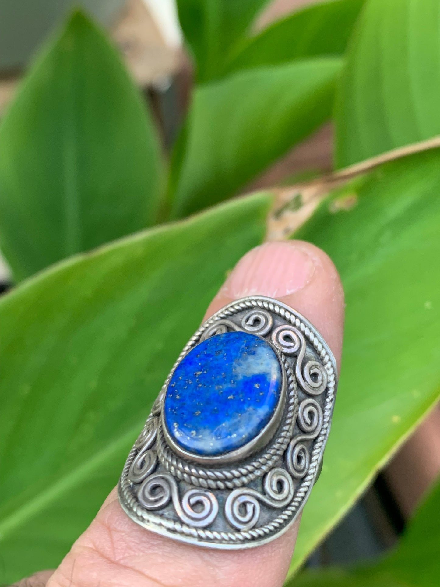 Bague en Lapis lazuli, faîte en Argent 0.925. Superbe pierre au bleu pharaon ! Taille 59 Fr.