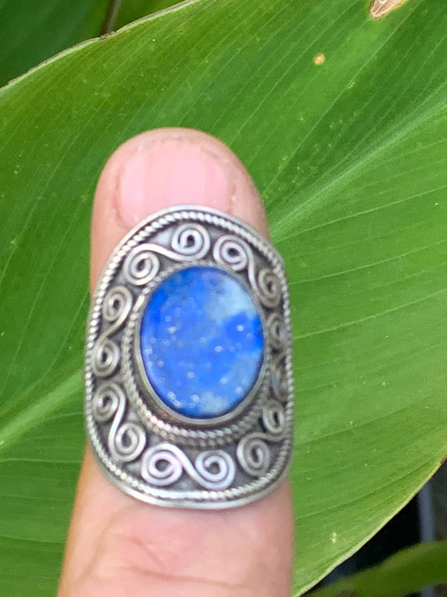 Bague en Lapis lazuli, faîte en Argent 0.925. Superbe pierre au bleu pharaon ! Taille 59 Fr.