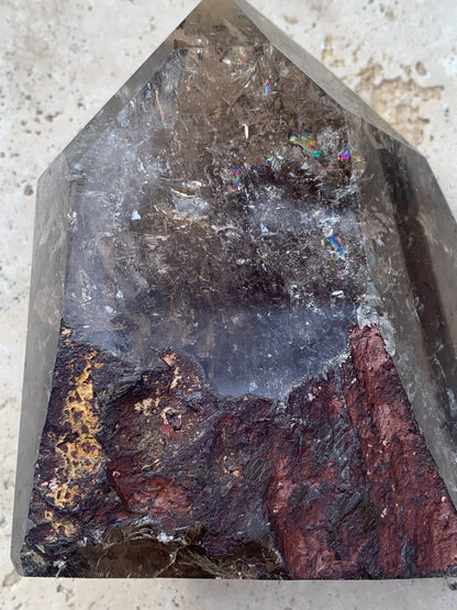 Cristal de roche fumé/ Quartz fumé, pointe laser de 105 x 82 x 49 mm - 553 grammes. Magnifique pièce pour exposition, lithothérapie, collection !