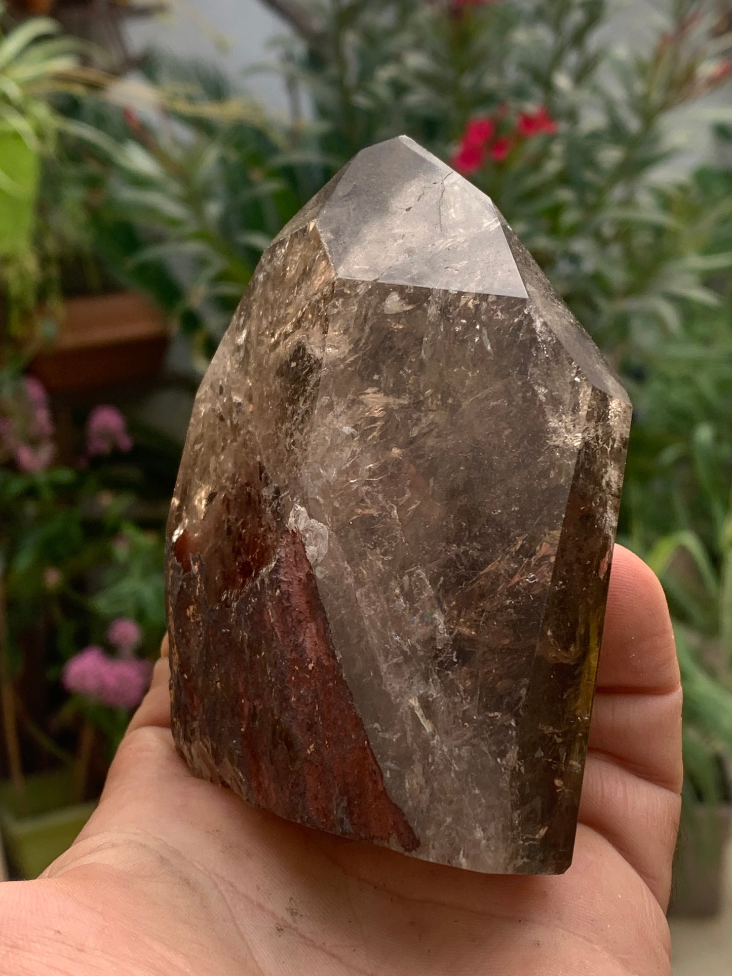 Cristal de roche fumé/ Quartz fumé, pointe laser de 105 x 82 x 49 mm - 553 grammes. Magnifique pièce pour exposition, lithothérapie, collection !
